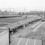 859227 Afbeelding van de werkzaamheden ten behoeve van de aanleg van de Daalsetunnel (zijde 1e Daalsedijk) te Utrecht.